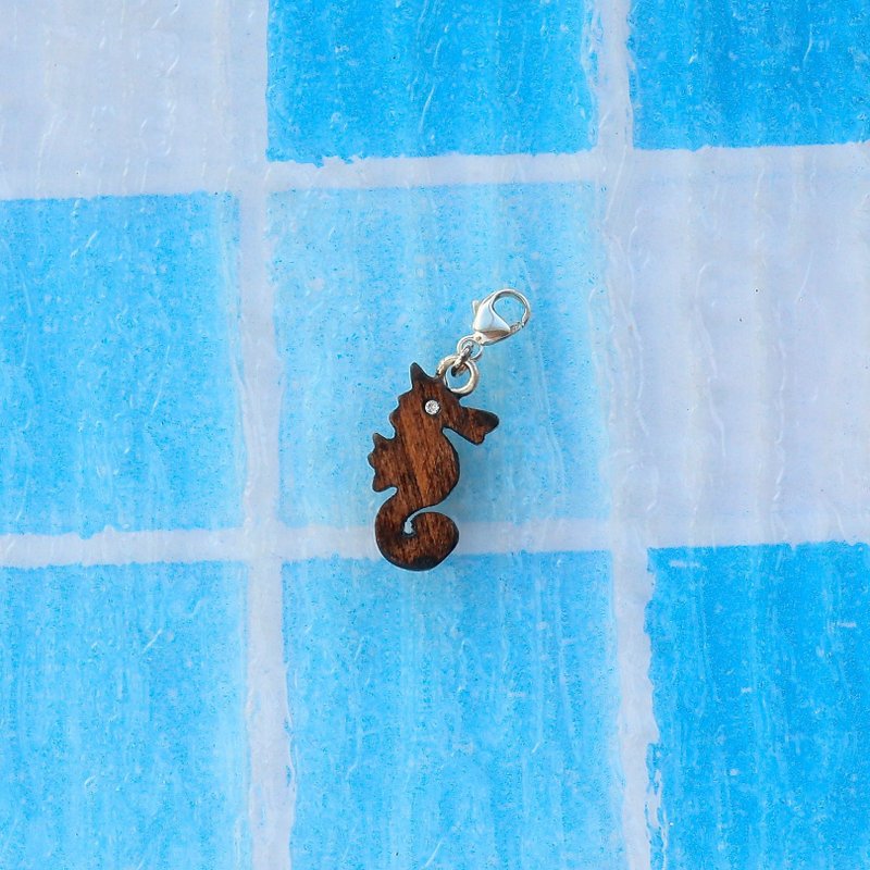 手工木制吊饰  海马  吊饰  礼物订制 - 吊饰 - 木头 咖啡色