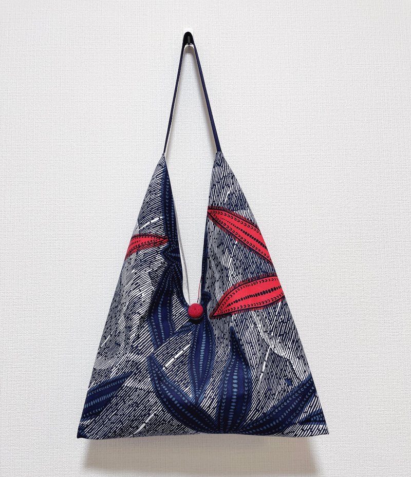 畅销现货/日式粽形侧背包/大尺寸/双面用非洲叶子图腾 - 侧背包/斜挎包 - 棉．麻 灰色