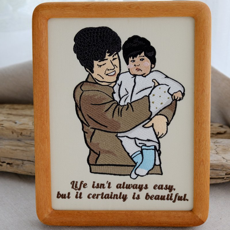 【似颜绘刺绣相框8寸】－母亲节礼物 - 画框/相框 - 绣线 