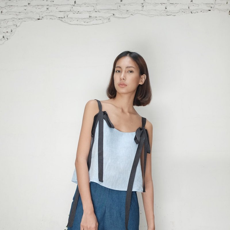 蝴蝶结绑带肩带上衣 - 女装上衣 - 其他材质 蓝色