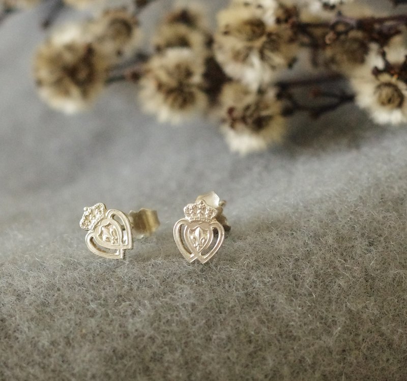 古董法国国花皇冠爱心针式耳环 贴耳 鸢尾花 P499 - 耳环/耳夹 - 其他金属 银色