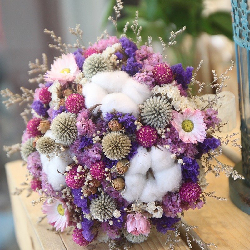 漫花草-粉紫色棉花干燥捧花 干燥花束 婚纱拍摄道具 - 胸针 - 植物．花 多色