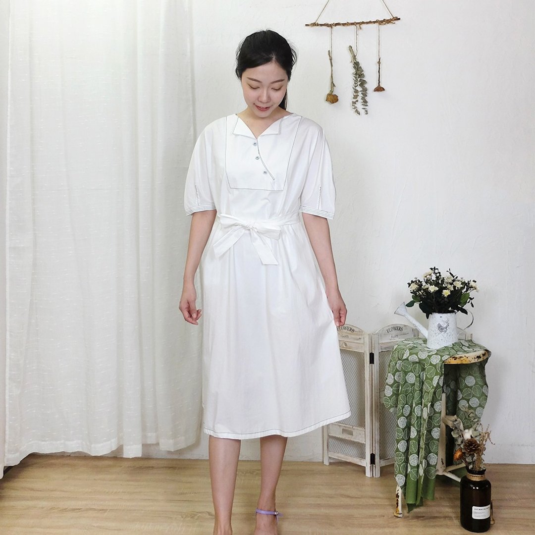 Hana Mokuba 翻领设计别致剪裁气质绑带洋装 - 洋装/连衣裙 - 棉．麻 