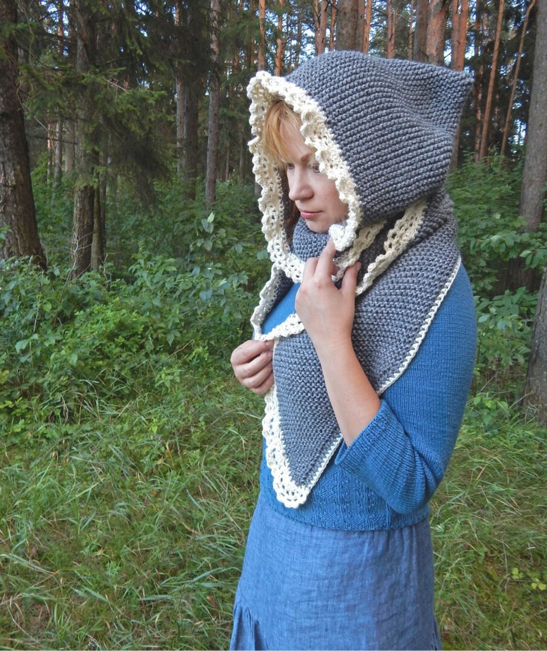 Knitted hood scarf, long gray scarf with lace, elven scarf hood - 围巾/披肩 - 羊毛 灰色