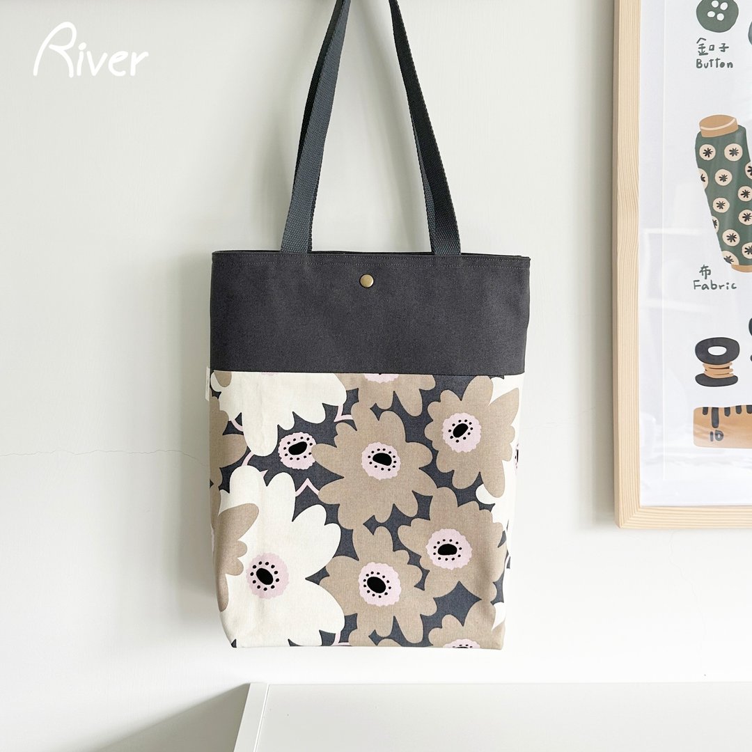 【River】肩背大散步包/日本布料/大花/灰 - 手提包/手提袋 - 棉 灰色