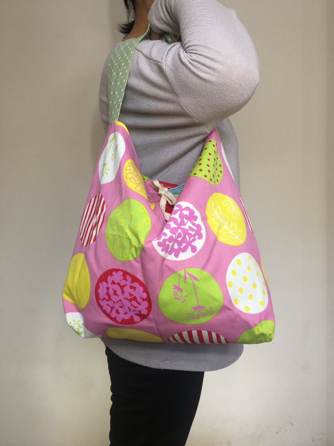 My-Mom-Made large reversible hobo shoulder bag with overall circle graphic - 其他 - 棉 粉红色