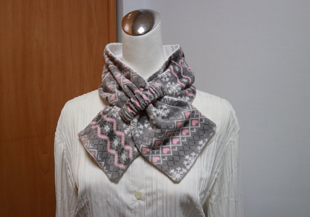 雪花 ~可调式短围巾.scarf 保暖围脖 双面双色 大人.小孩均适用 - 围巾/披肩 - 其他材质 