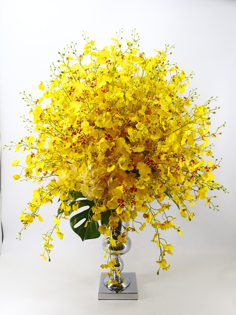 特级文心兰冠军杯花礼 包邮专人配送限双北市 其余地区需补运费 - 植栽/盆栽 - 其他材质 黄色