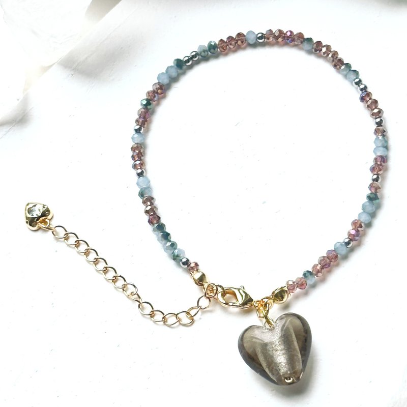 水晶玻璃珠心型吊饰手链 姊妹礼物 - 手链/手环 - 水晶 黑色