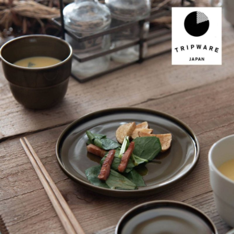 【Trip Ware Japan】浅盘 日本制 美浓烧 (橄榄绿) - 盘子/餐盘/盘架 - 陶 