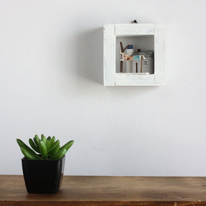 WB-04・衣物 ---颜色恕不指定--- - 摆饰 - 木头 