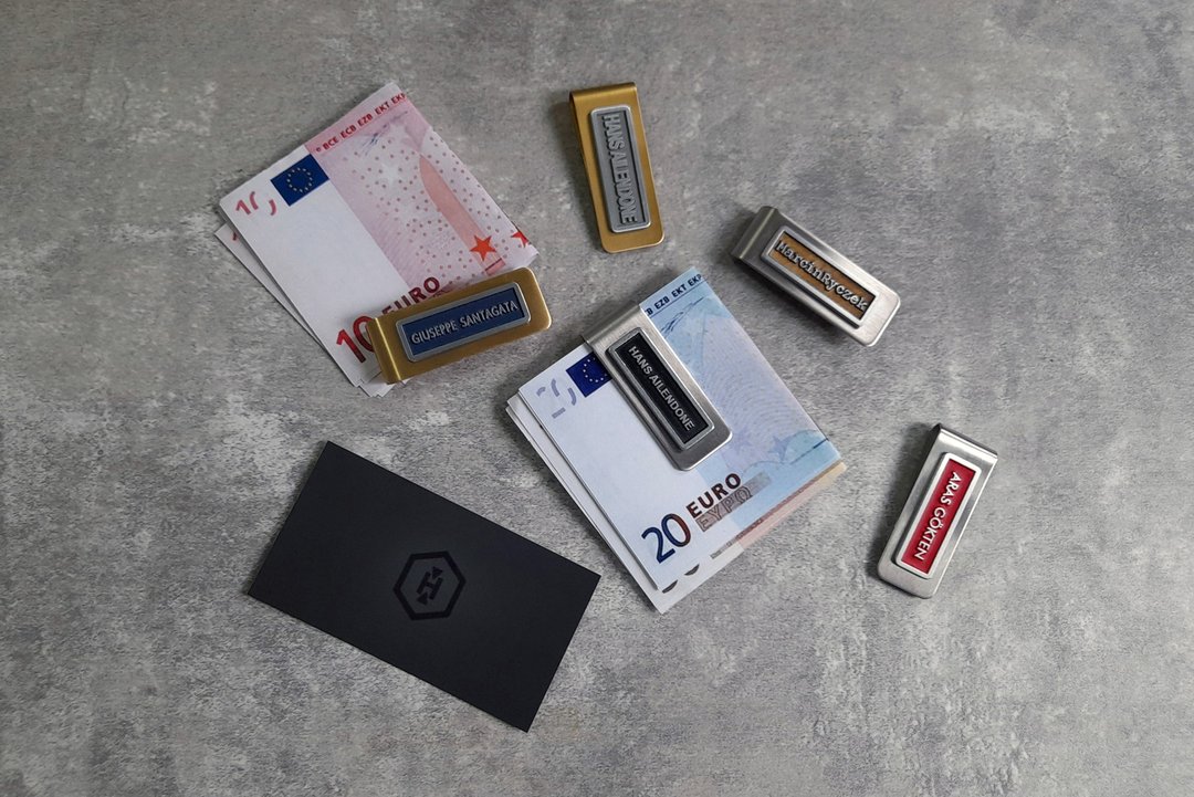【定制化礼物】手工立体深刻 金属姓名钞票钱夹 / 黄铜 / 不锈钢 - 皮夹/钱包 - 不锈钢 银色
