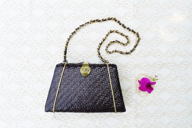 GRETA Italian Dark Brown Lacquered Woven Wicker Trapezoid Shaped Shoulder Bag - 侧背包/斜挎包 - 植物．花 咖啡色