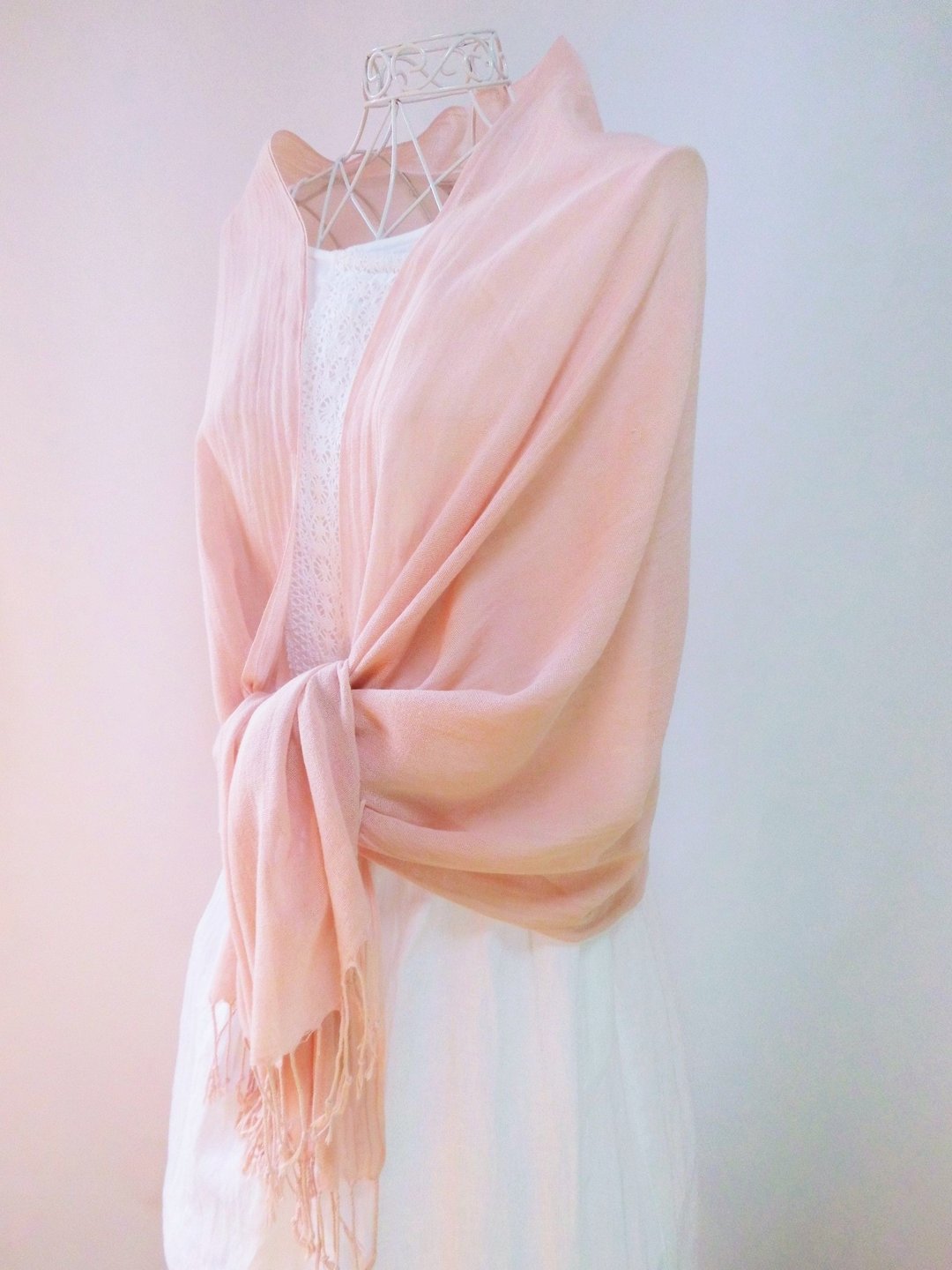 Plant dyeing, Khadi cotton, softly wrapped, large-format long stole, Akane dyeing - 围巾/披肩 - 棉 粉红色