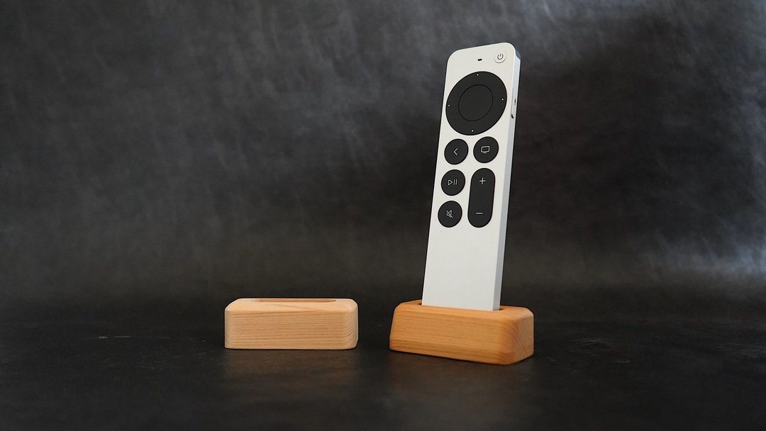 【国产材】台湾桧木旧料重生 Apple TV Remote 遥控器收纳立座 - 数码小物 - 木头 橘色