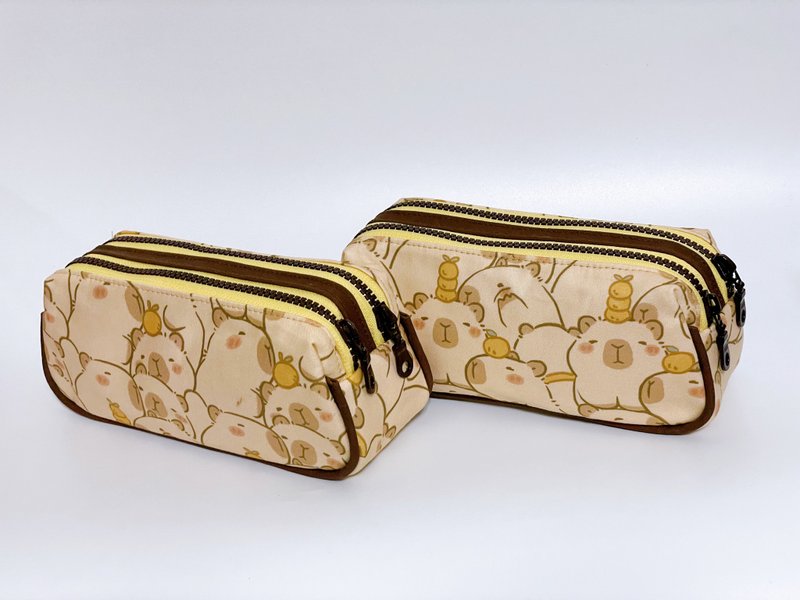 水豚 双层拉链笔袋、化妆袋、收纳袋 - 铅笔盒/笔袋 - 棉．麻 咖啡色