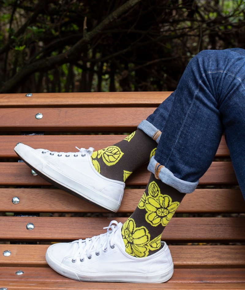 MrD London 英伦绅士袜 – 蜡染花 – 咖啡 - 绅士袜 - 棉．麻 咖啡色