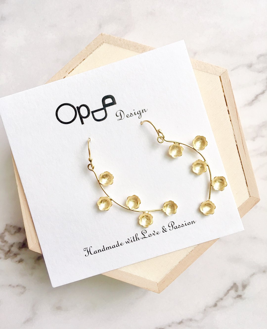 Ops earrings- 藤蔓花/银镀金/手工/防过敏/设计/长耳环/金色 - 耳环/耳夹 - 宝石 金色