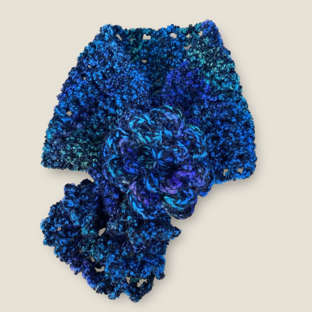 Handmade 立体花朵围脖  深海蓝绿 - 围巾/披肩 - 羊毛 