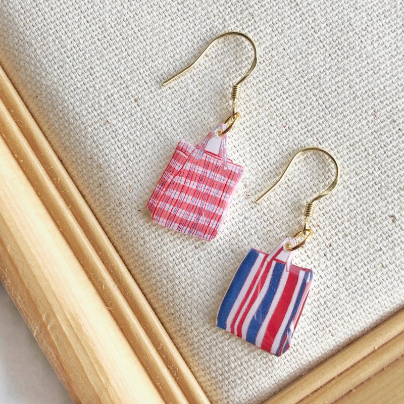 HKPaletteEarring - 红白蓝胶袋(吊)(耳环) - 耳环/耳夹 - 树脂 多色
