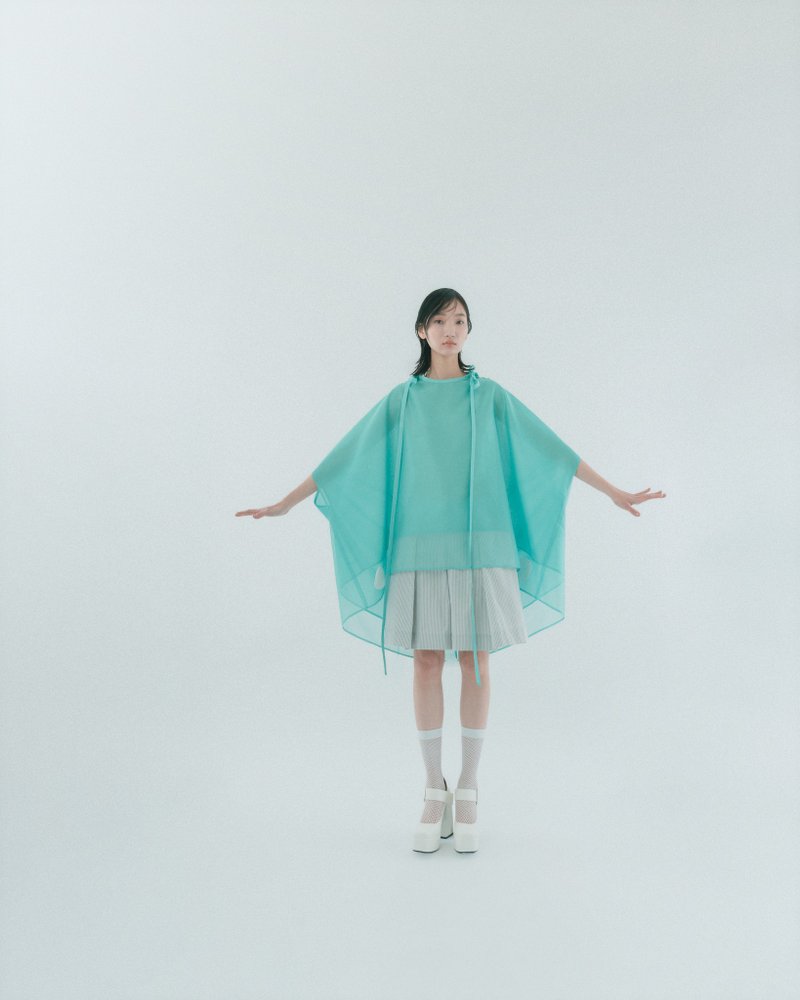 UUIN_灰白条双折短裤 - 女装短裤 - 其他材质 灰色