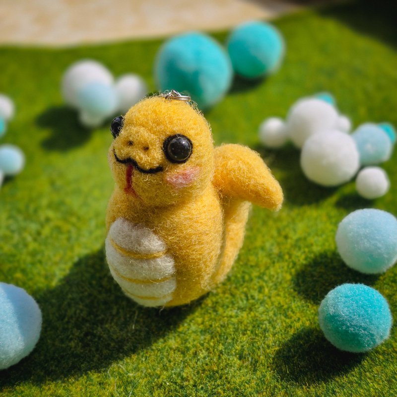 羊毛毡 胖胖小蛇钥匙圈 | 蛇年 | 营养过剩系列 - 钥匙链/钥匙包 - 羊毛 黄色