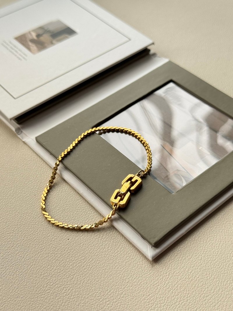 中古正品Givenchy纪梵希镀金手链 幼手链 古董珠宝 礼物 - 手链/手环 - 其他金属 金色