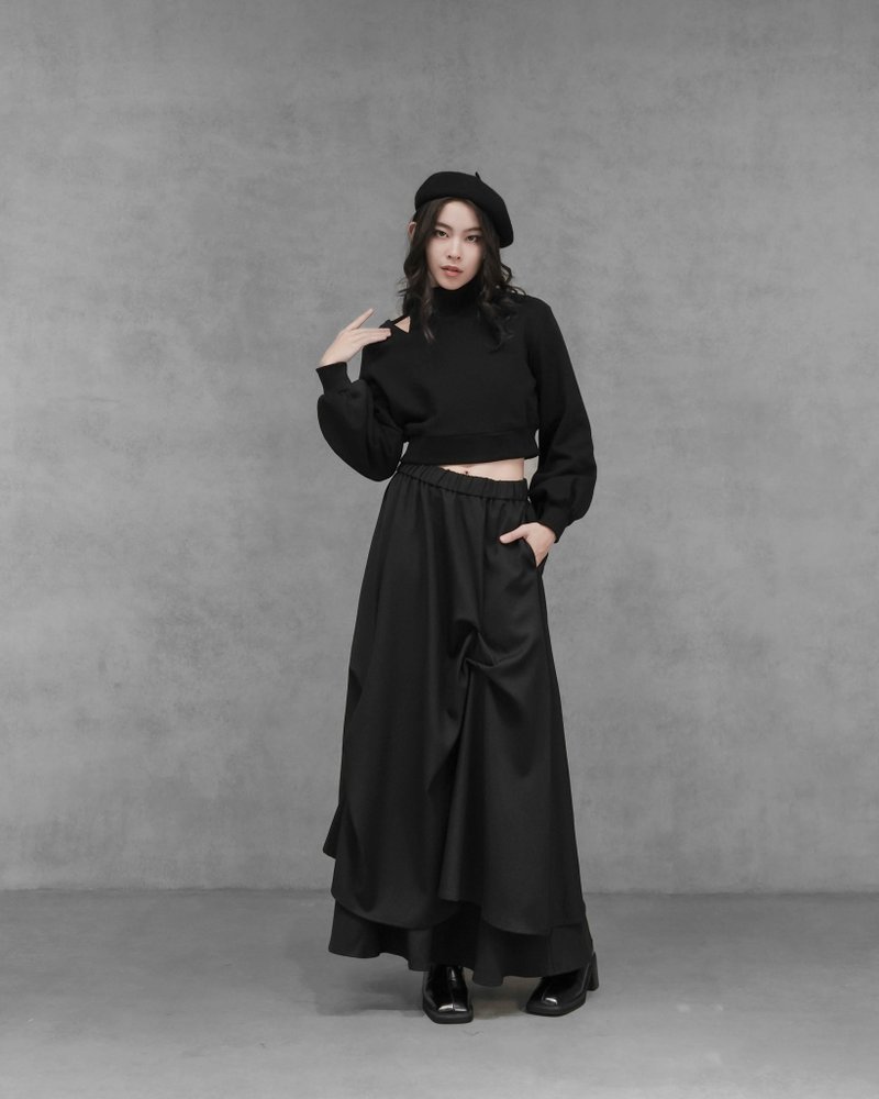 MUKK DESIGN 挖肩短版拼接罗纹上衣 - 女装上衣 - 聚酯纤维 黑色