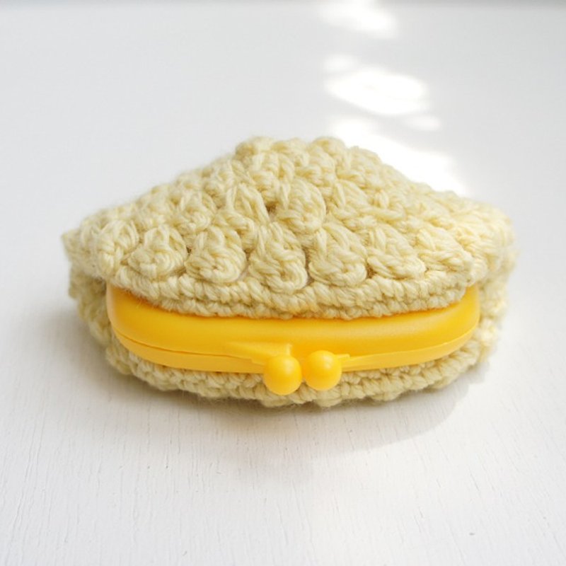 Ba-ba handmade ☆ Popcorn crochet coinpurse with plastic flame (No. C904) - 化妆包/杂物包 - 其他材质 黄色