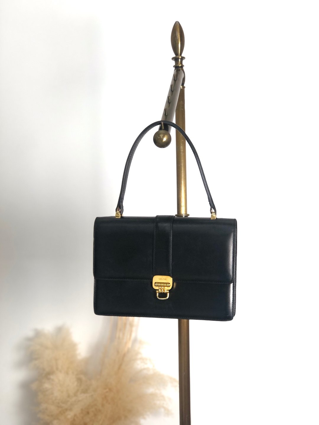 【VintageShop solo 日本直送中古包专卖店】CELINE 赛琳 手提包 黑色 马衔扣 压纹皮革 经典提把 vintage - 手提包/手提袋 - 真皮 黑色