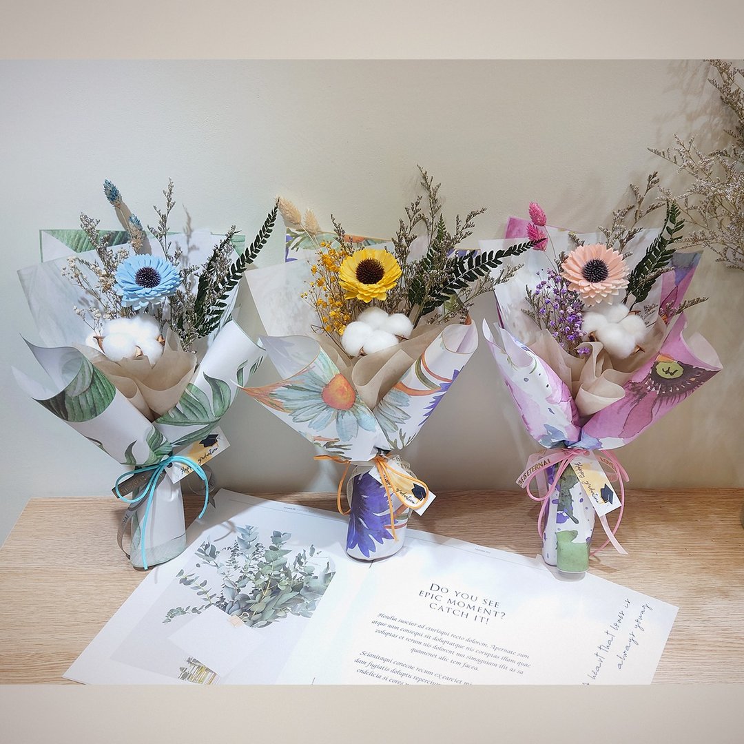 梦境后花园毕业花束中款 /干燥花束/永生花/太阳花/毕业干燥花束 - 干燥花/捧花 - 植物．花 黄色
