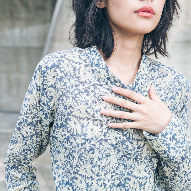 交叉系带上衣 - 印花 - 女装上衣 - 棉．麻 卡其色