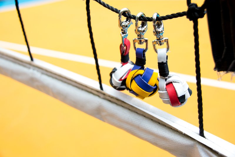 回收排球// Baby Volleyball 一颗小排球钥匙挂饰_时间差系列 - 钥匙链/钥匙包 - 环保材料 多色