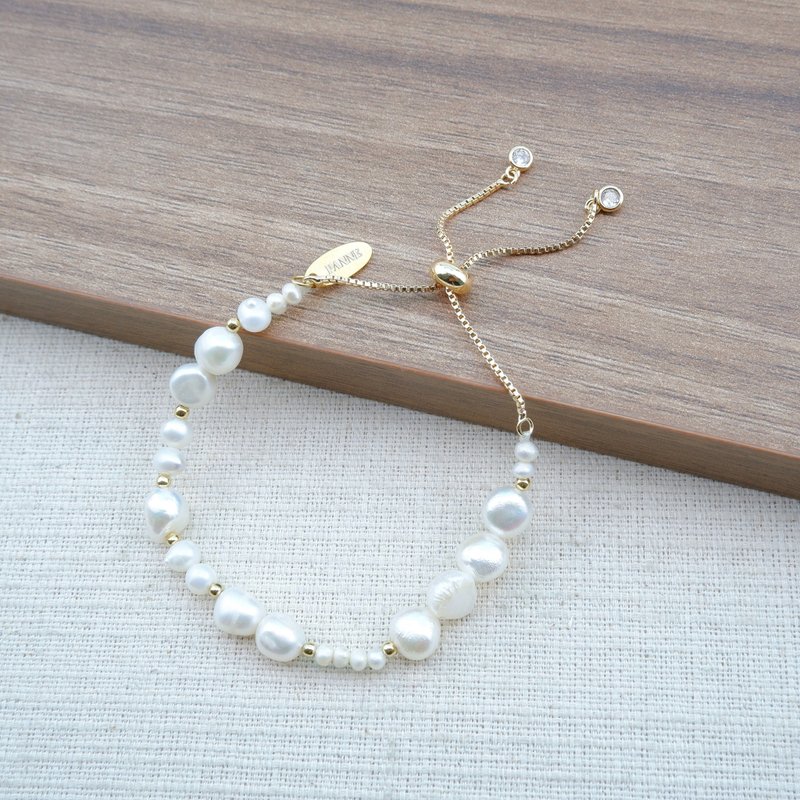 Freshwater Pearl Slider Bracelet - 手链/手环 - 珍珠 白色