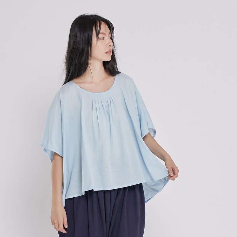 Blanche天絲棉麻圓領上衣/淺藍 - 女装上衣 - 棉．麻 蓝色