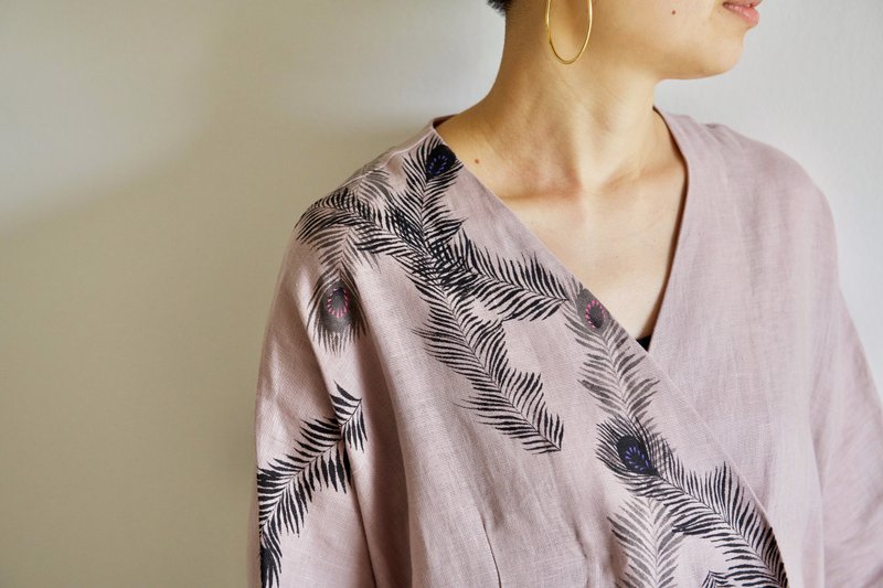 Linen/ Haori Dull Pink Peacock Feather - 洋装/连衣裙 - 棉 粉红色