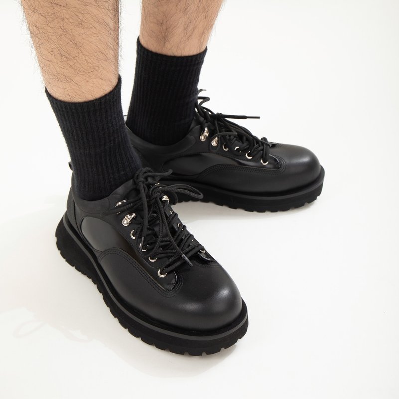 C.C.A Mountaineering 大頭皮鞋 攀登鞋 登山鞋 無性別穿搭 黑色 - 男款休闲鞋 - 真皮 黑色