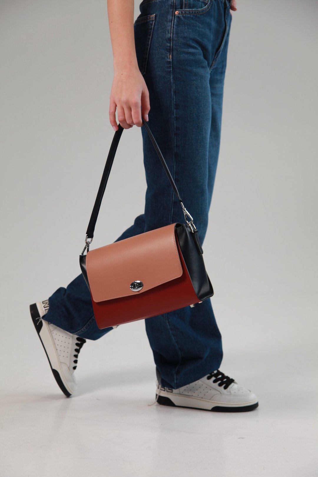 Premium Leather Bag Woman, Stylish Leather Purse, Exclusive leather crossbody - 手提包/手提袋 - 真皮 