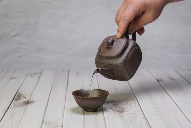 陶作坊│老岩泥四方壶(不含杯)_焱 - 茶具/茶杯 - 陶 咖啡色