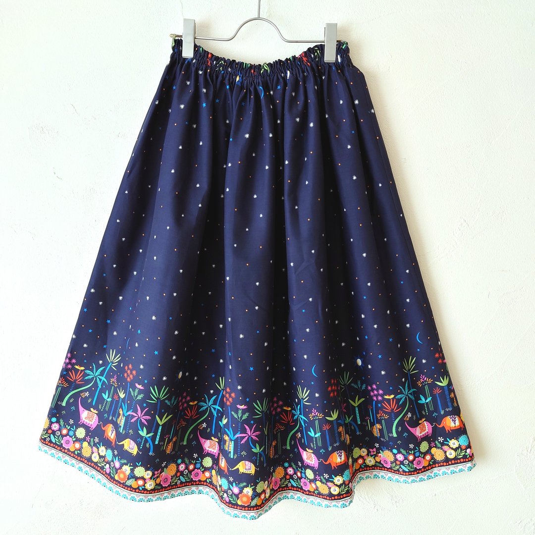 【订制商品】动物与夜空星辰裙 均码 / 美国布料 日本制造 动物 - 裙子 - 棉 蓝色