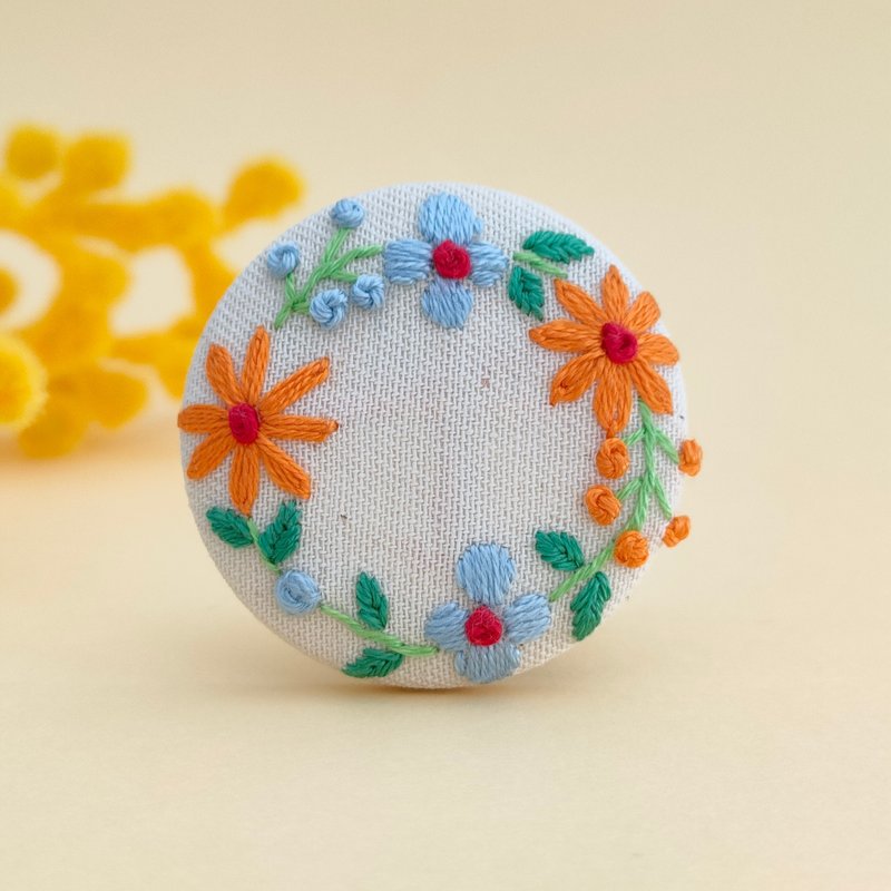 秋色花朵圆环绣花发圈或绣花胸针 - 发饰 - 棉．麻 橘色