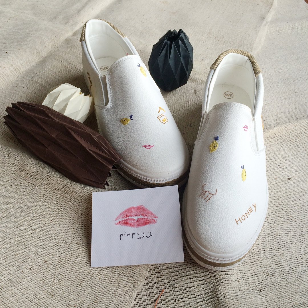 handmade embroidery - 女款休闲鞋 - 绣线 白色
