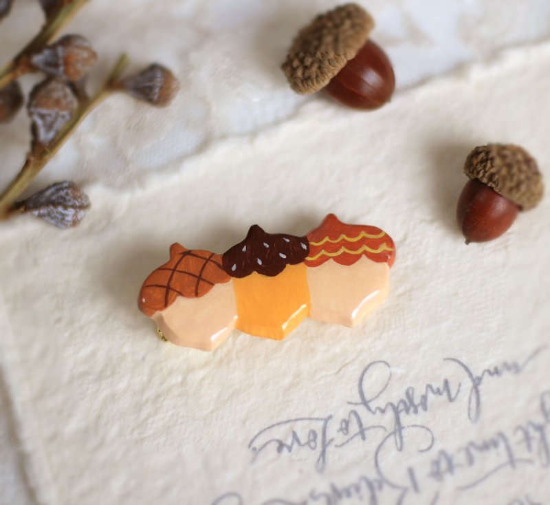 【秋冬新时尚】橡果 发夹 / 鸭嘴夹 / 发饰  手作  日系 秋冬 - 发饰 - 粘土 卡其色