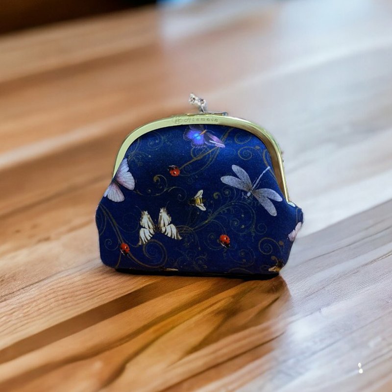 艾拉蔓手工圆框口金万用包_翩翩起舞-深蓝 - 侧背包/斜挎包 - 棉．麻 