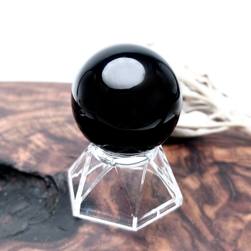 守护。矿石球 摆件 疗愈 净化负能量 避邪 l 黑曜石球 39.3 mm l - 摆饰 - 水晶 黑色