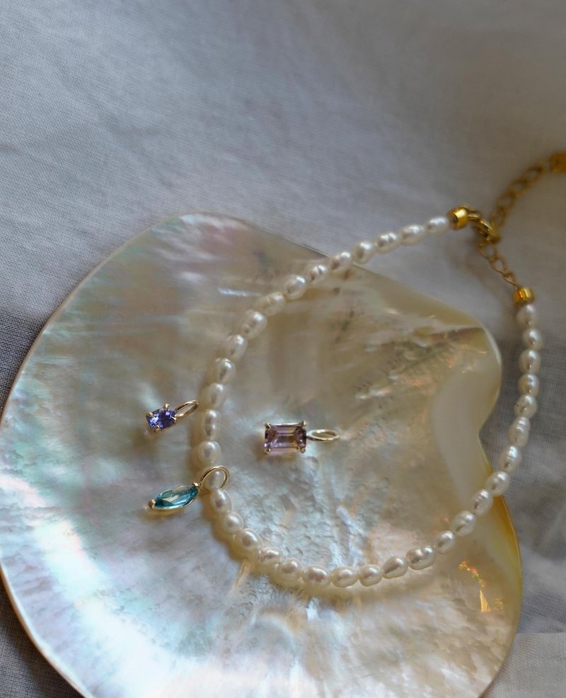 SV Birthstone Pearl Bracelet 诞生石珍珠手链 - 手链/手环 - 其他金属 多色