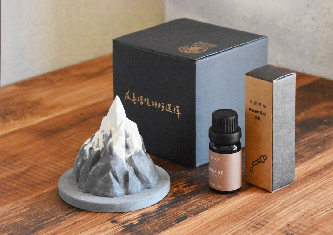 菱炭火山扩香石 + 10ml天然精油 居家香氛组 - 香薰/精油/线香 - 环保材料 灰色