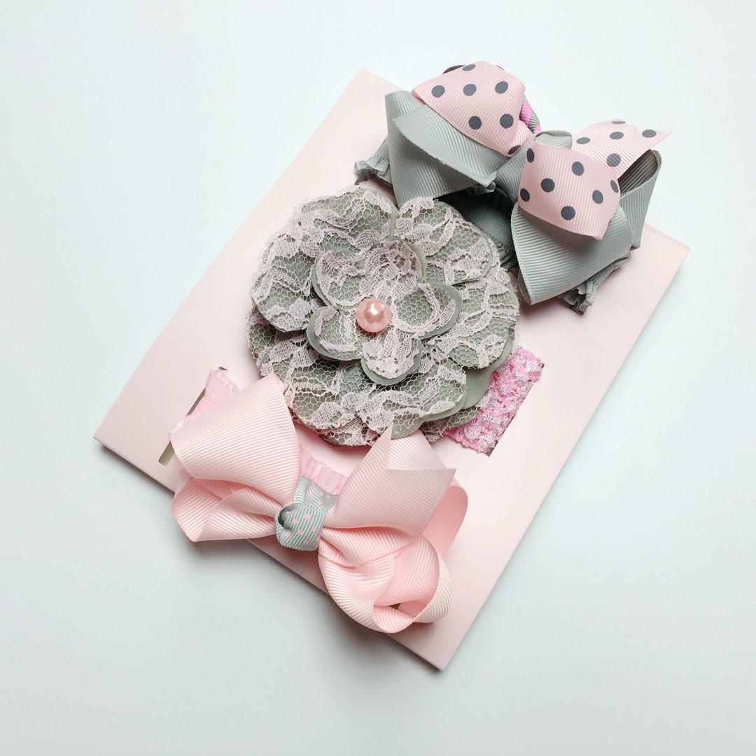 日安朵朵 / Tea Party 精致发饰礼盒组 - 蔷薇花园 - 围嘴/口水巾 - 聚酯纤维 粉红色