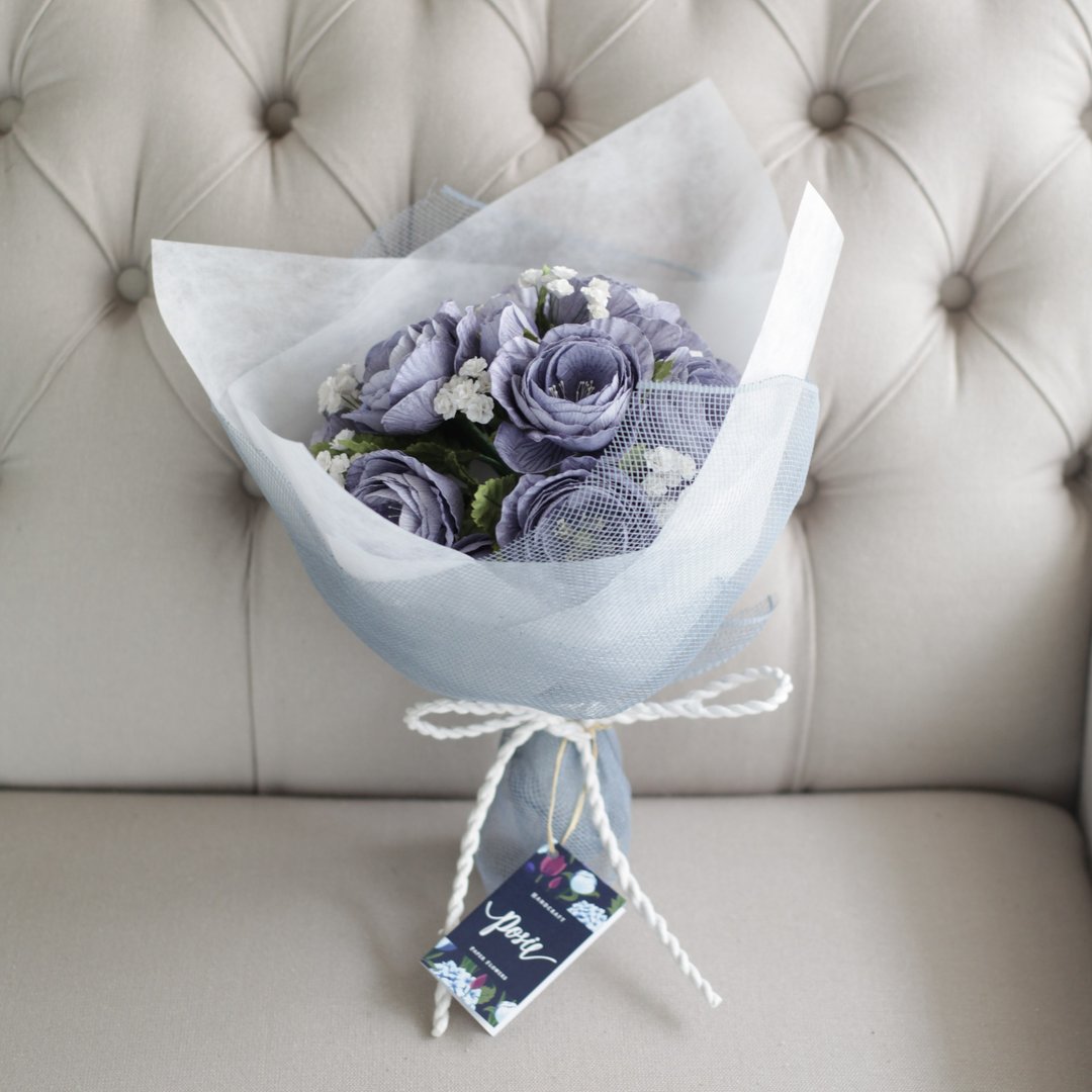 VB206 : Valentines Bouquet Keepsake Flower Bouquet Cynthia Size 10"x16" - 木工/竹艺/纸艺 - 纸 蓝色