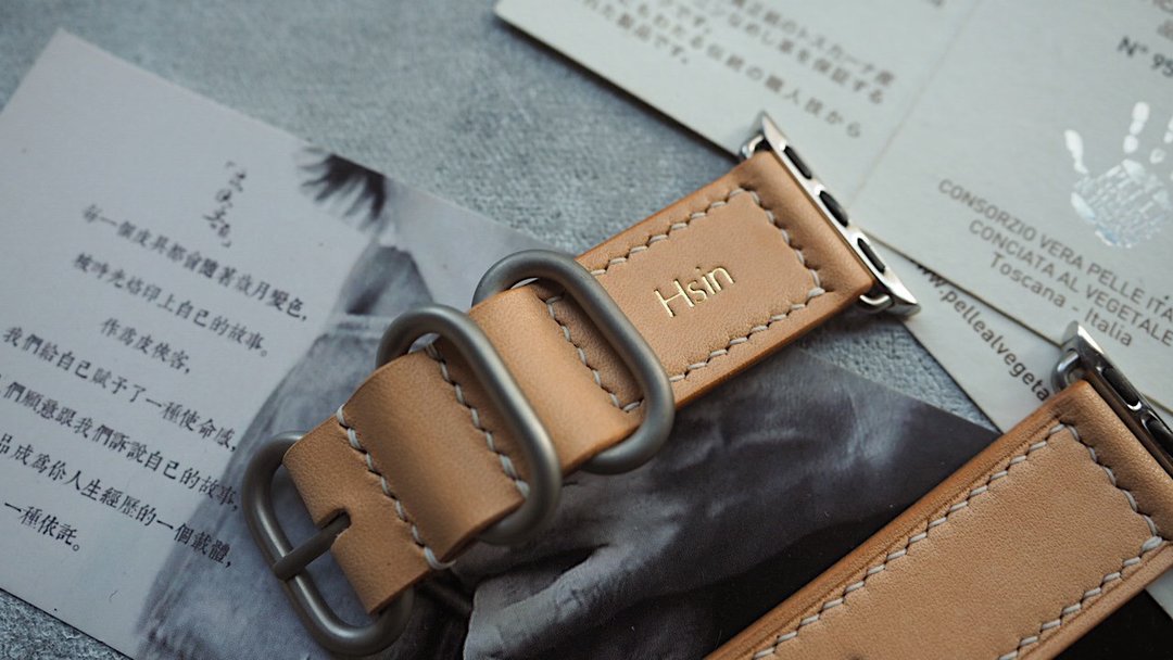 纯手工牛皮原色苹果Applewatch表带 颜色款式可定制化 可刻字 - 表带 - 真皮 卡其色